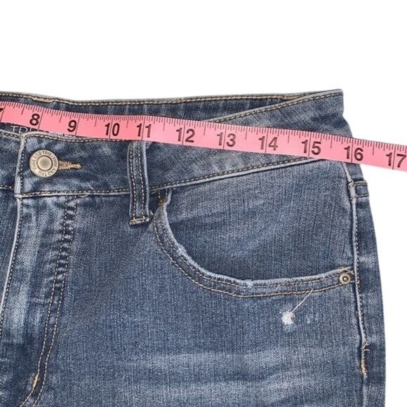 Time And Tru Womens 16 Petite High Rise Skinny Jeans Light Wash Distressed Denim - Picture 8 of 10